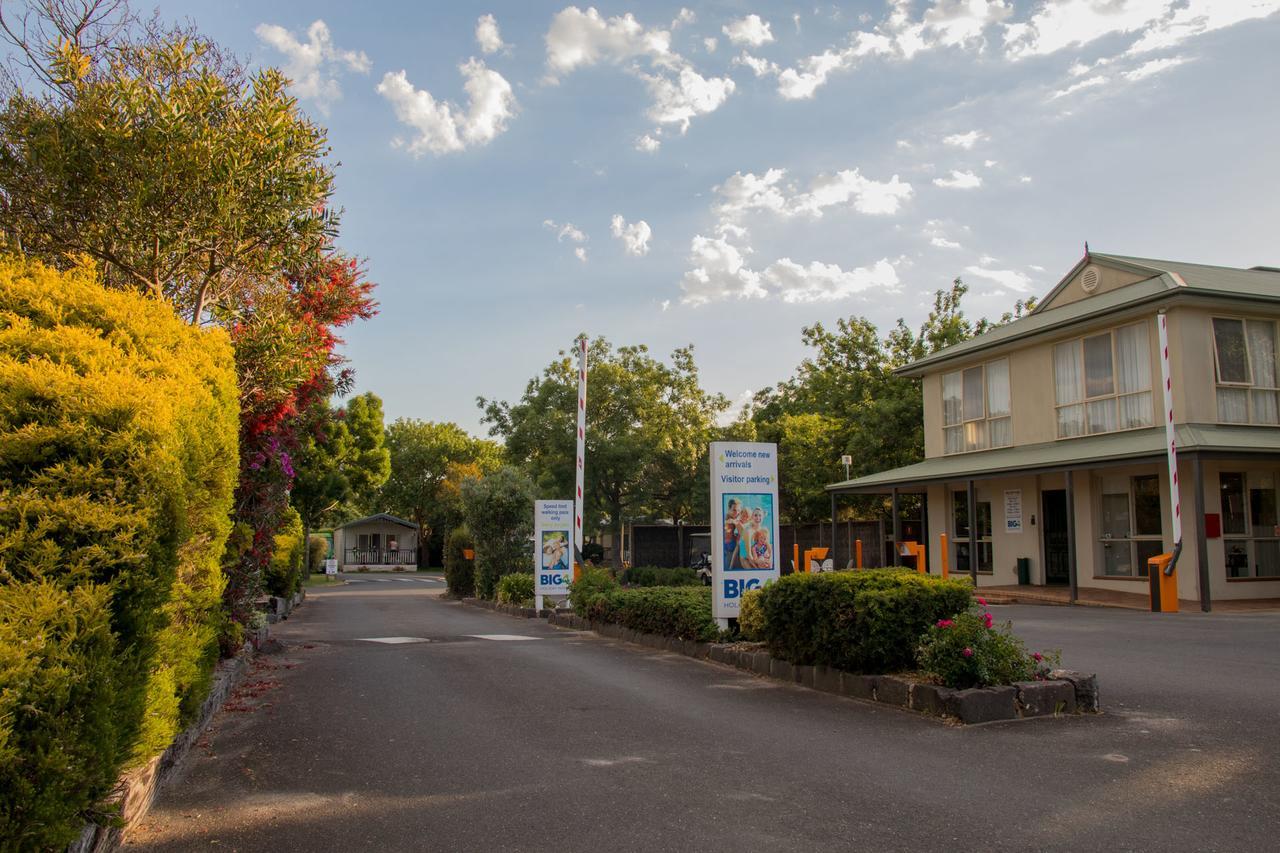 BIG4 Mornington Peninsula Holiday Park Frankston Bagian luar foto